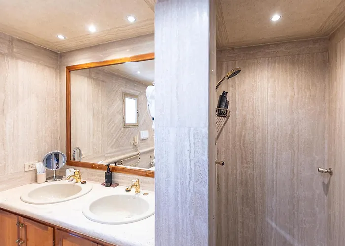 In - Fontana Di Trevi Penthouse